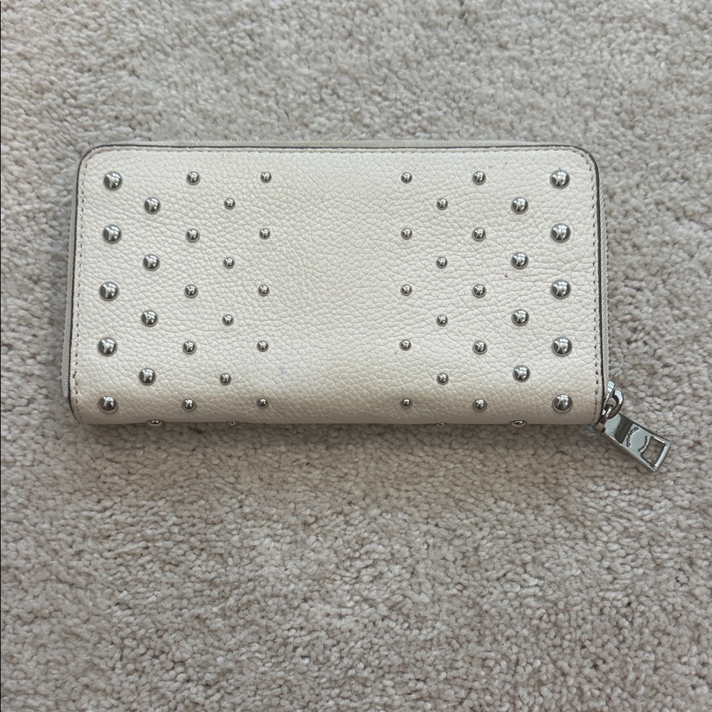 Coach Zippered Ivory Wallet with Metallic Accents - Picture 2 of 7